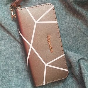 🍭 New Clutch Bag with Strap